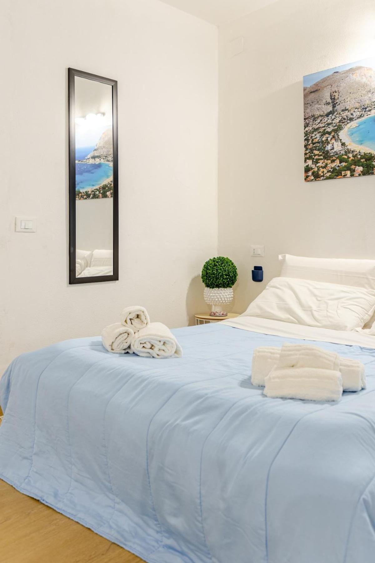 Talia Capo Massimo Appartement Palermo Buitenkant foto