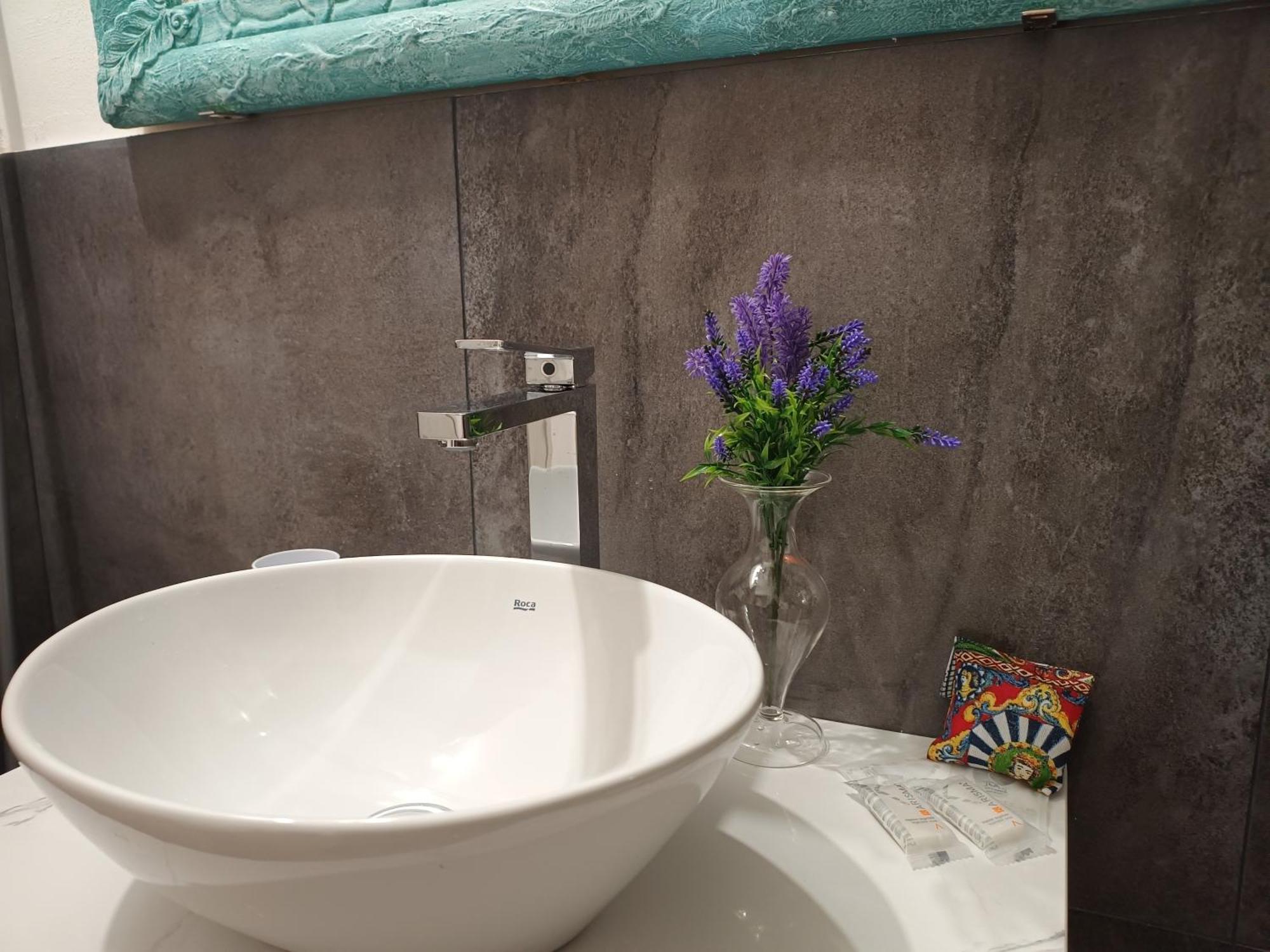 Talia Capo Massimo Appartement Palermo Buitenkant foto